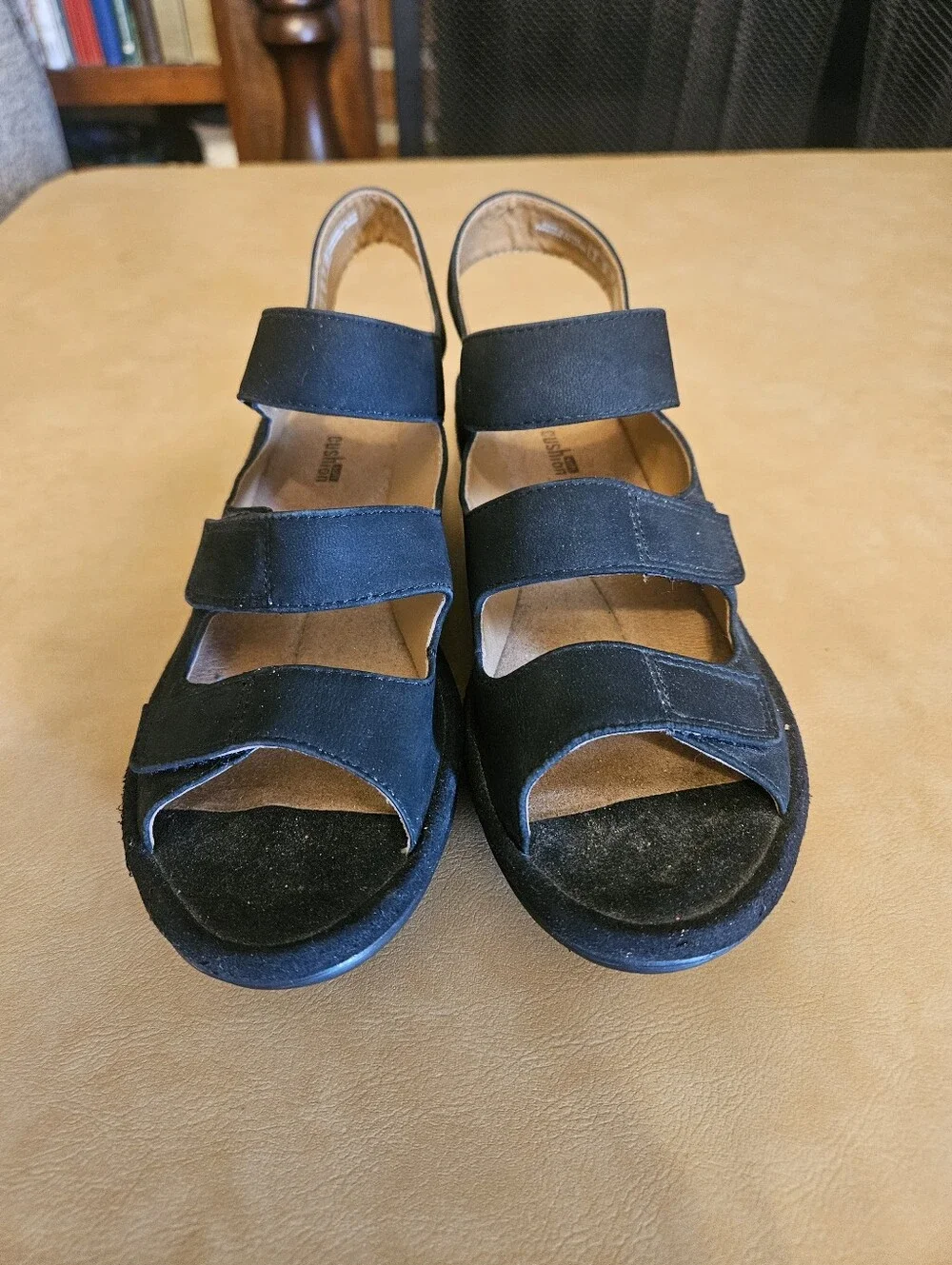 Clarks size black